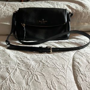 Black Kate Spade crossover bag